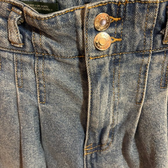 Wild fable size 4 highest rise a-line shorts raw‎ hem - Picture 4 of 12